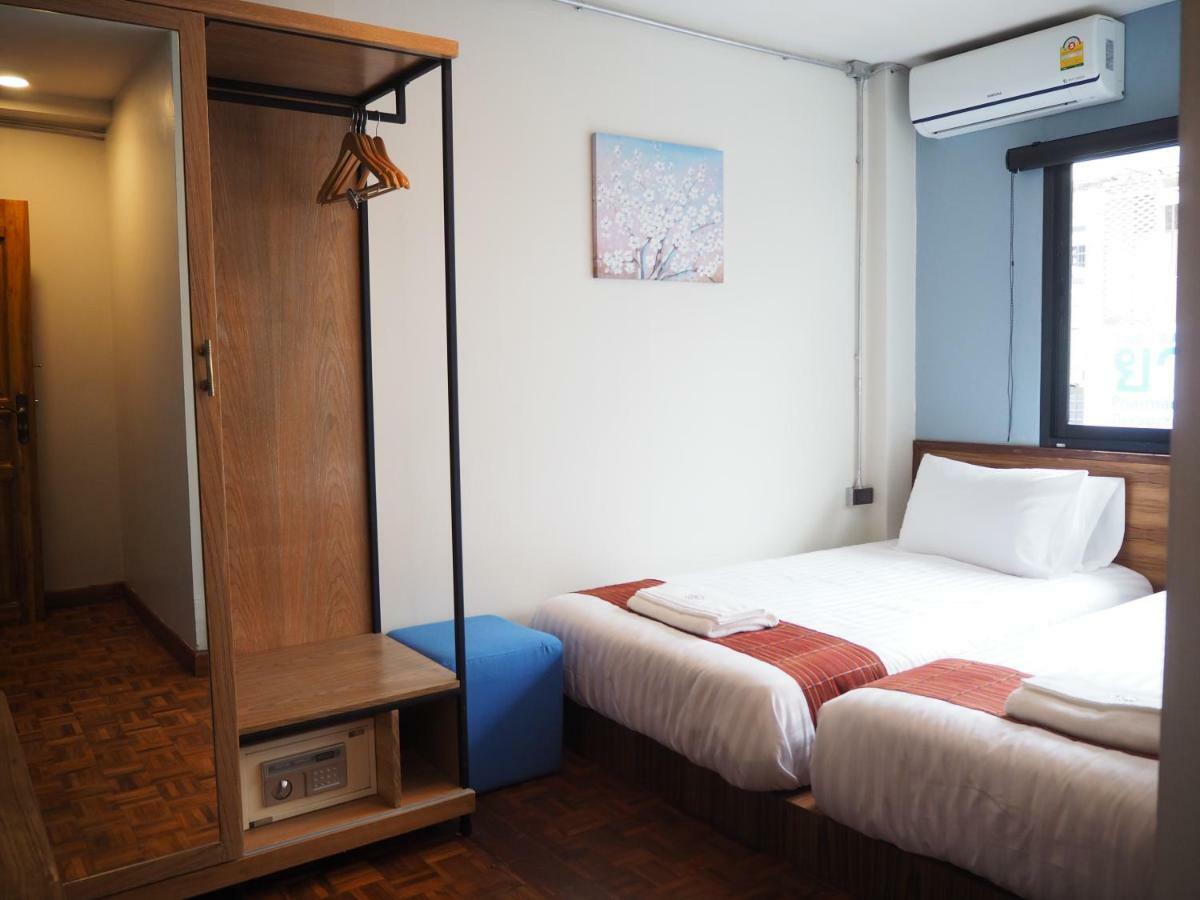 Апартаменты Boonnark Bed Night Bazaar No Car Parking Чиангмай Экстерьер фото
